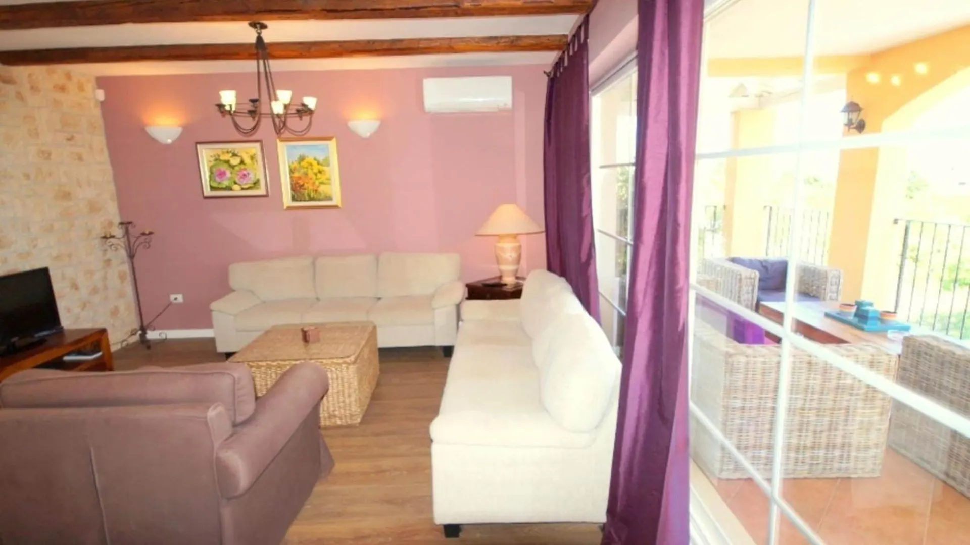 Lovely Villa With Pool, Wellness And Fenced Garden Rakalj